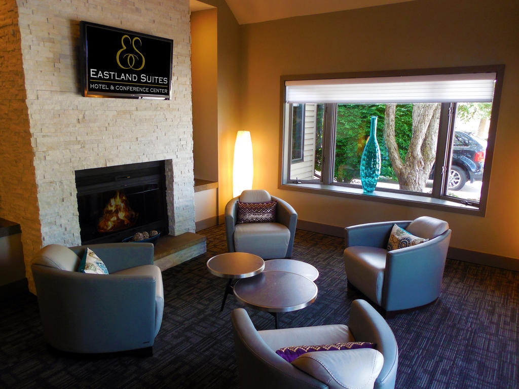 Eastland Suites Hotel & Conference Center Bloomington Exterior photo